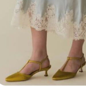 Doen Tabitha T-bar kitten heels